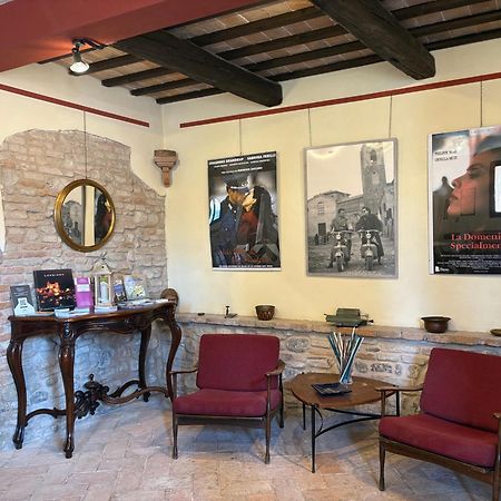 Relais B&B Corte Dei Turchi Longiano Exterior foto