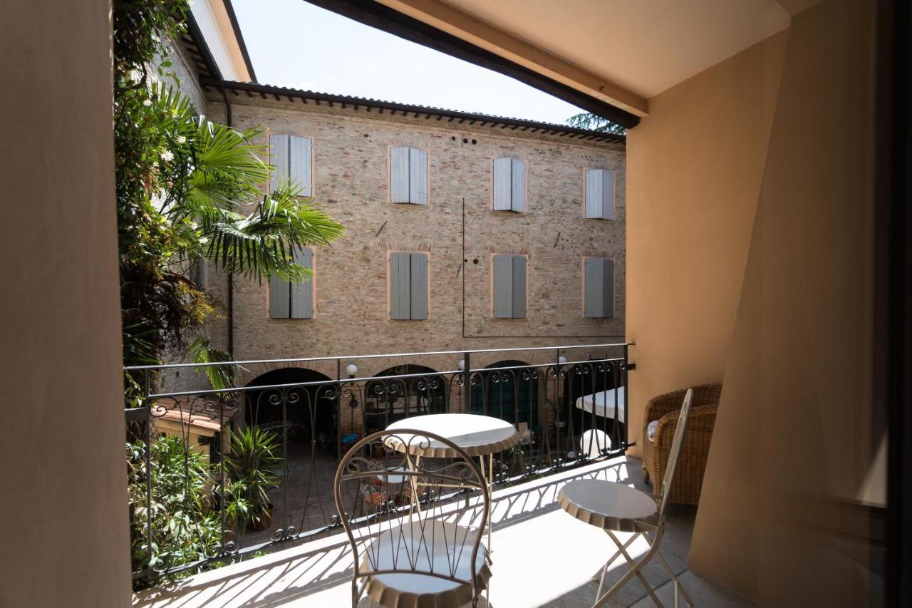 Relais B&B Corte Dei Turchi Longiano Exterior foto