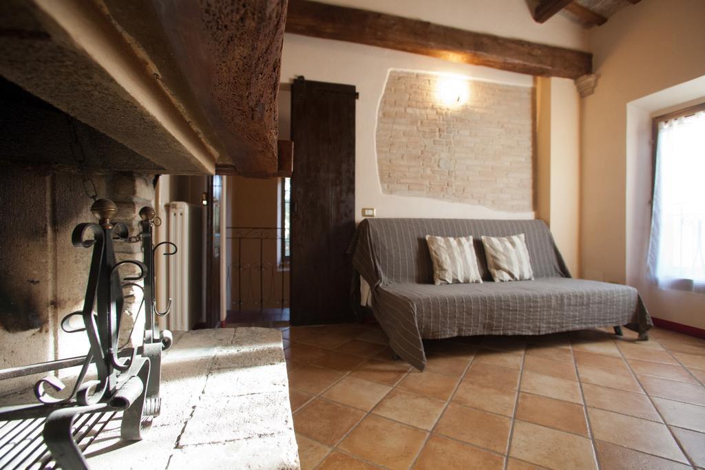 Relais B&B Corte Dei Turchi Longiano Zimmer foto
